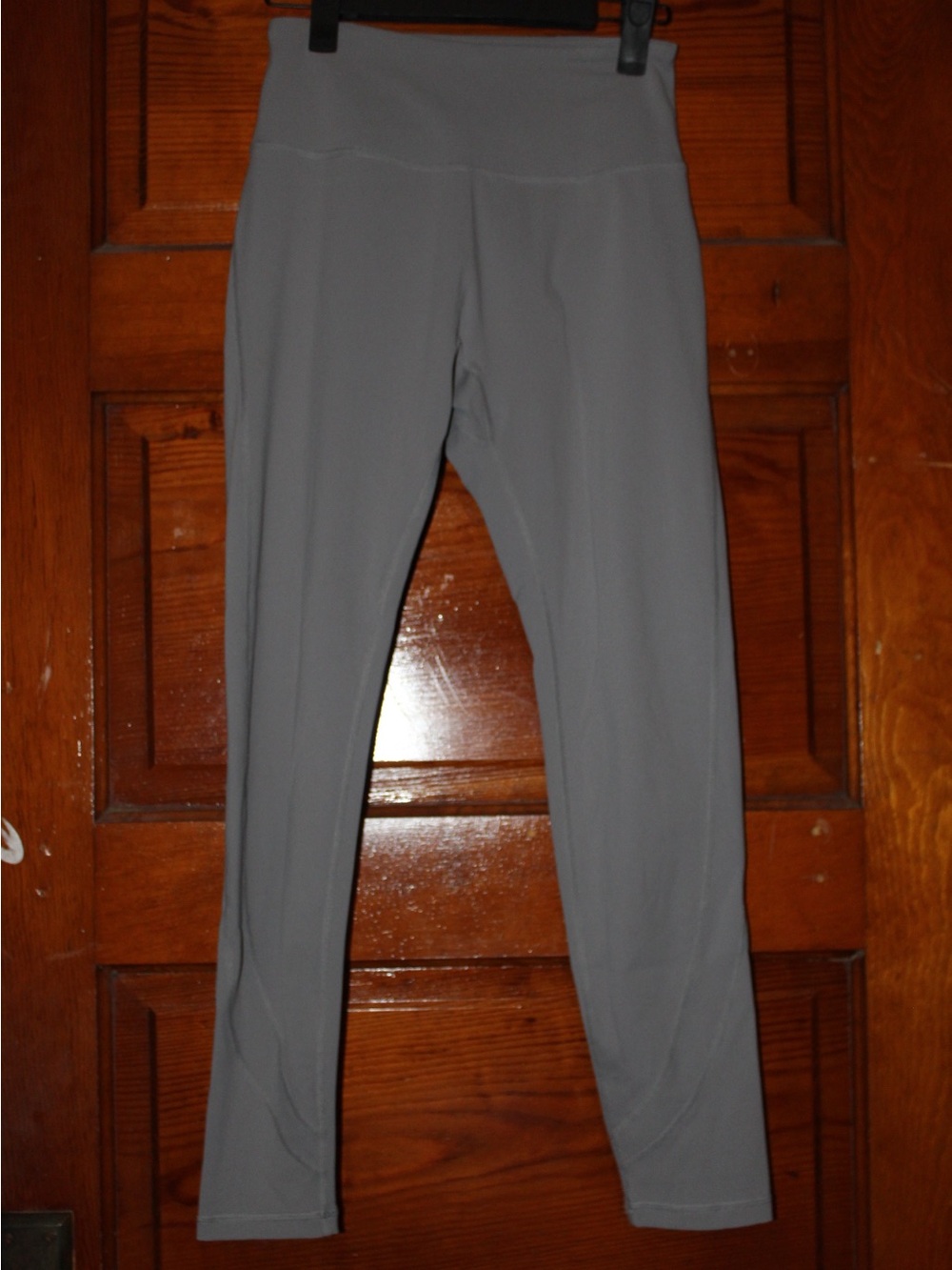 Alphalete Light Gray High-Rise Leggings